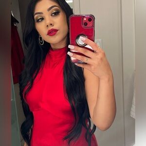 Meet your Posher, Elisa